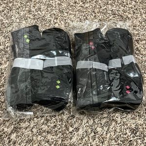 10 pair of men’s socks
